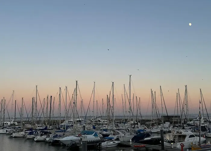 Sailboat Anand Bådhotel Lisboa