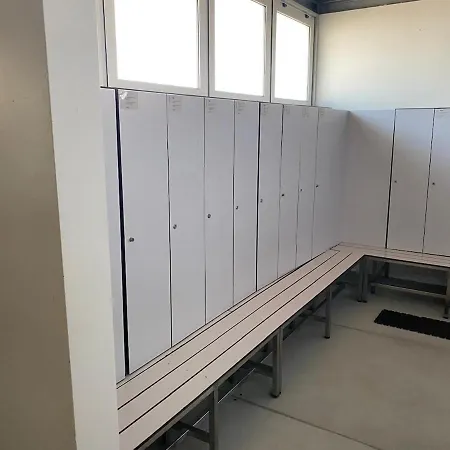 Ботель Sailboat Anand *