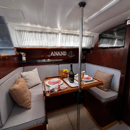 Bateau-hôtel Sailboat Anand *